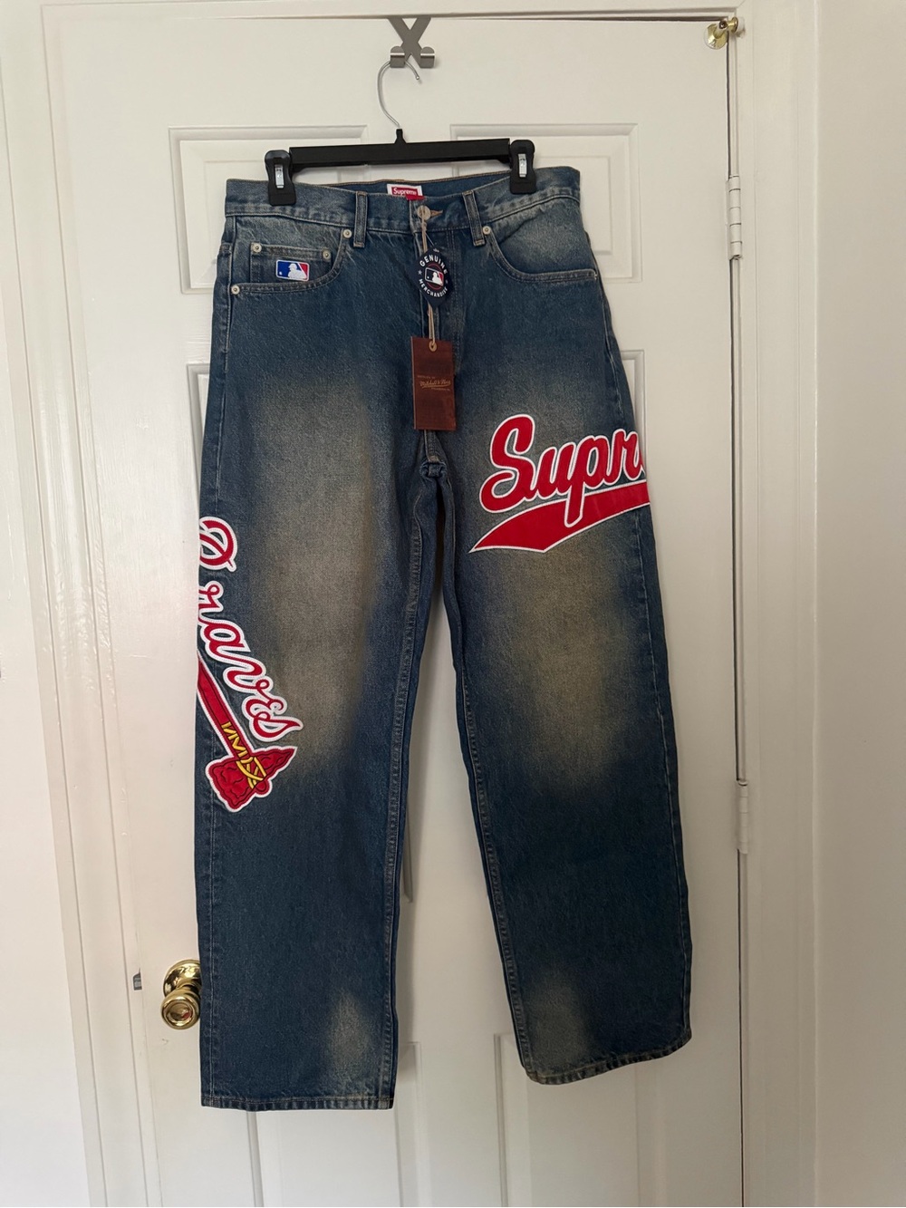 Supreme x Mitchell & Ness Atlanta Braves Loose Fit Jeans Size 30